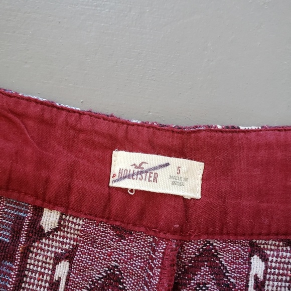 Hollister Hight Waist Trial Shorts Size 5 - Picture 2 of 4